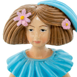 Figura menina celeste