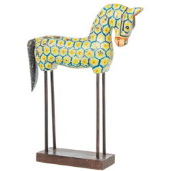 Figura de un caballo amarillo y azul