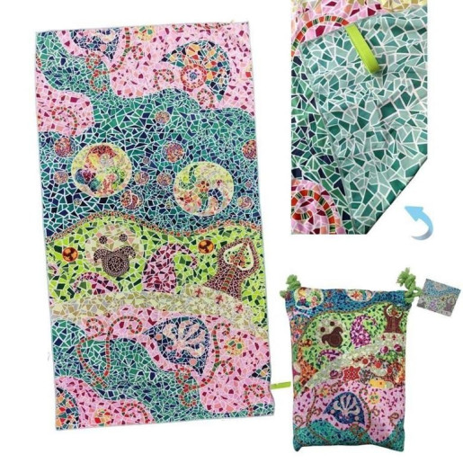 Toalla con bolsa