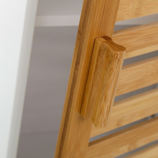 Mueble natural y blanco