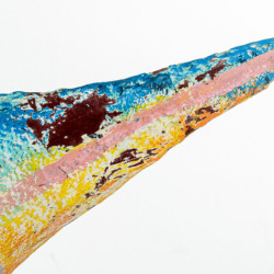 Figura delfin azul, verde y amarillo