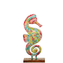 Figura caballito de mar azul, verde y rojo