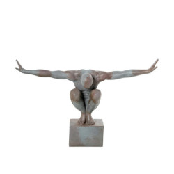 Figura gimnasta gris y marron