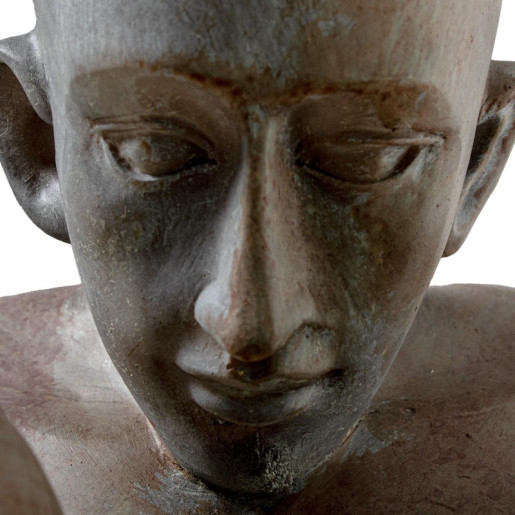 Figura gimnasta gris y marron
