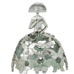 Figura menina plateado