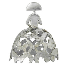 Figura menina plateado