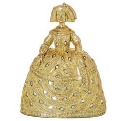 Figura menina dorado