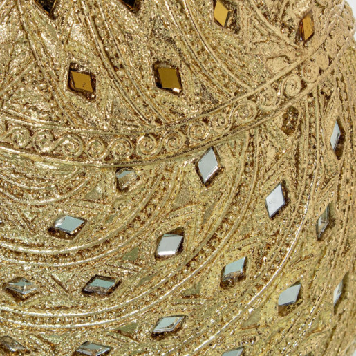 Figura menina dorado