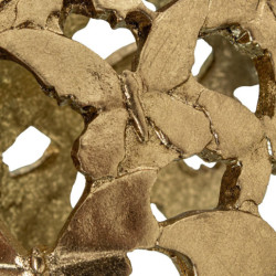 Figura menina dorado