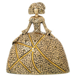Figura menina dorado