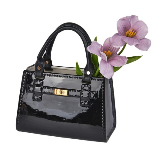 Figura bolso negro