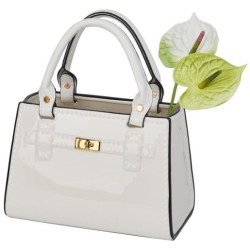 Figura bolso blanco