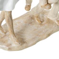 Figura familia blanco, beige y natural