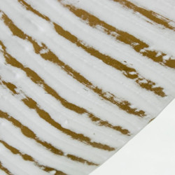 Jarron dorado y blanco