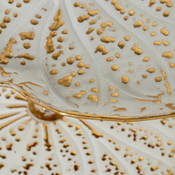 Frutero dorado y blanco