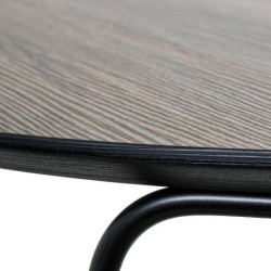 Mesa auxiliar acabado natural y negro