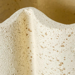 Jarron crema brillo acabado cemento