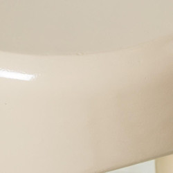 Mesa auxiliar crema brillo