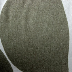 Cojin verde y blanco