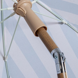 Parasol blanco y verde