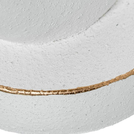 Figura pierna mujer blanco arena y dorado