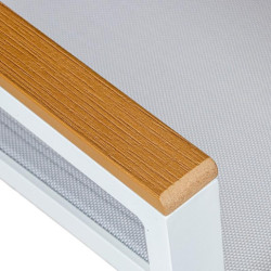 Silla blanco y gris