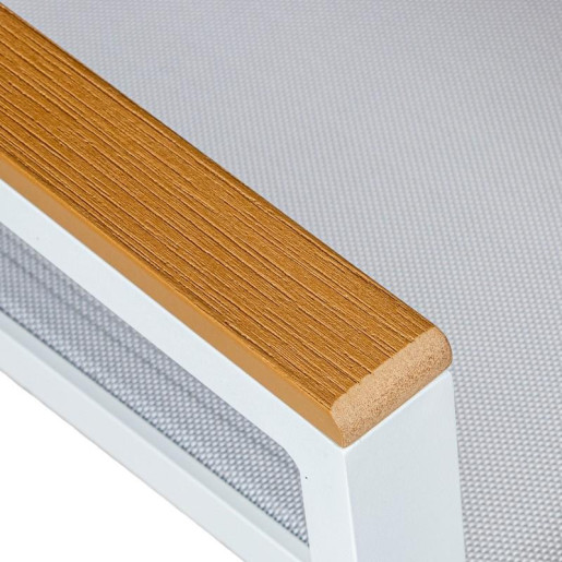 Silla blanco y gris