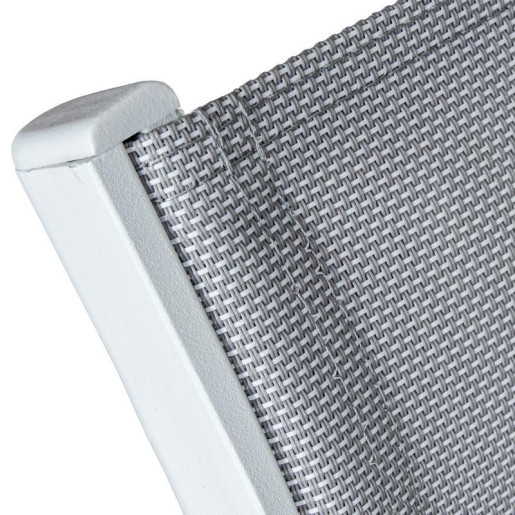 Silla blanco y gris
