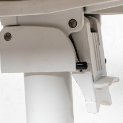 Mesa auxiliar exterior blanco y natural