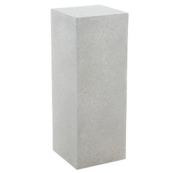 Pedestal crudo rugoso