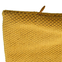 Cojin amarillo