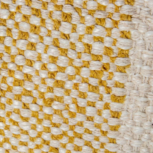 Cojin blanco y beige