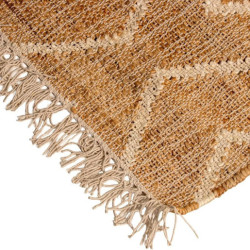 Alfombra beige y marrones