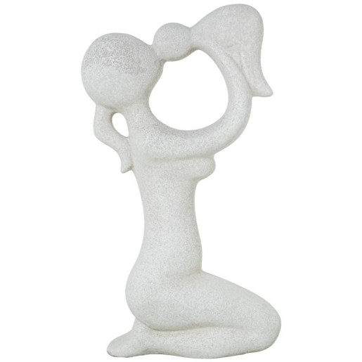 Figura mujer gris arena