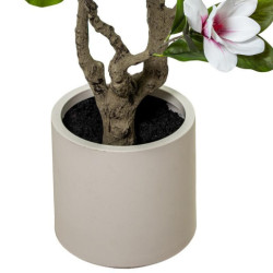 Planta artificial verde y blanco