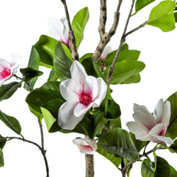 Planta artificial verde y blanco