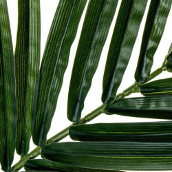 Planta artificial verde y marron