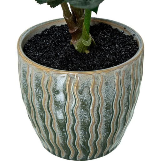 Planta artificial verde y blanco