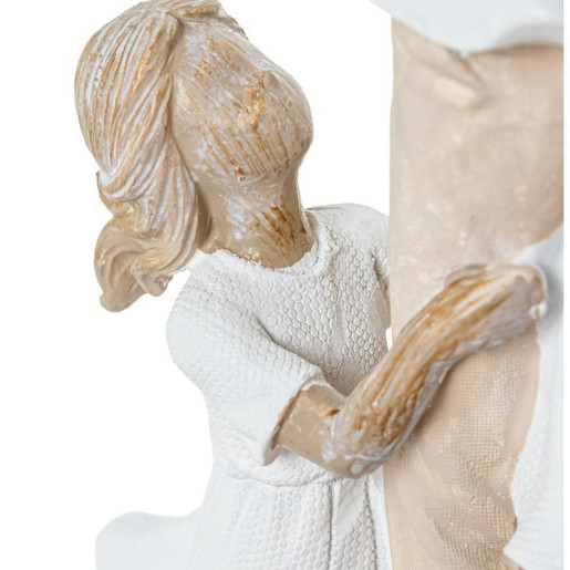 Figura familia blanco y beige