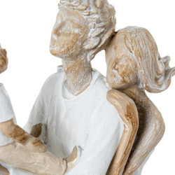 Figura familia blanco y beige