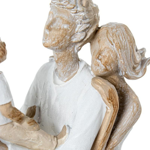 Figura familia blanco y beige