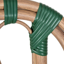 Silla exterior natural y franjas verde